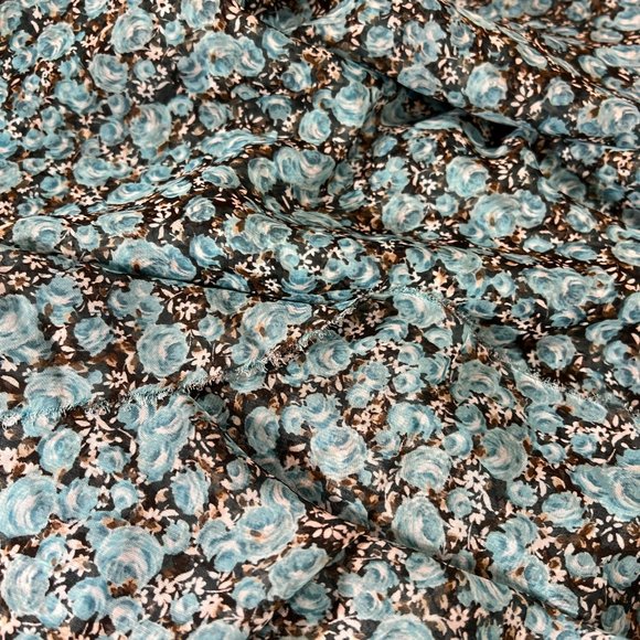 ๐Blue Roses Light Transparent Fabric for Sew a Nice Dress, Blouse etc 120 x 49 - Picture 4 of 10